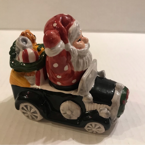 Vintage Santa And Toy Filled Car Salt & Pepper Shaker Set Hand-Painted - Picture 4 of 16